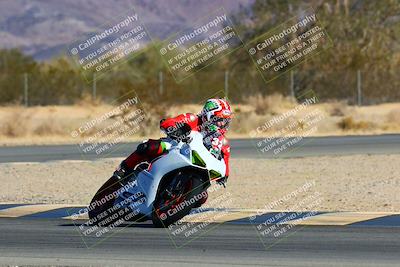 media/Jan-09-2022-SoCal Trackdays (Sun) [[2b1fec8404]]/Turn 6 (1035am)/